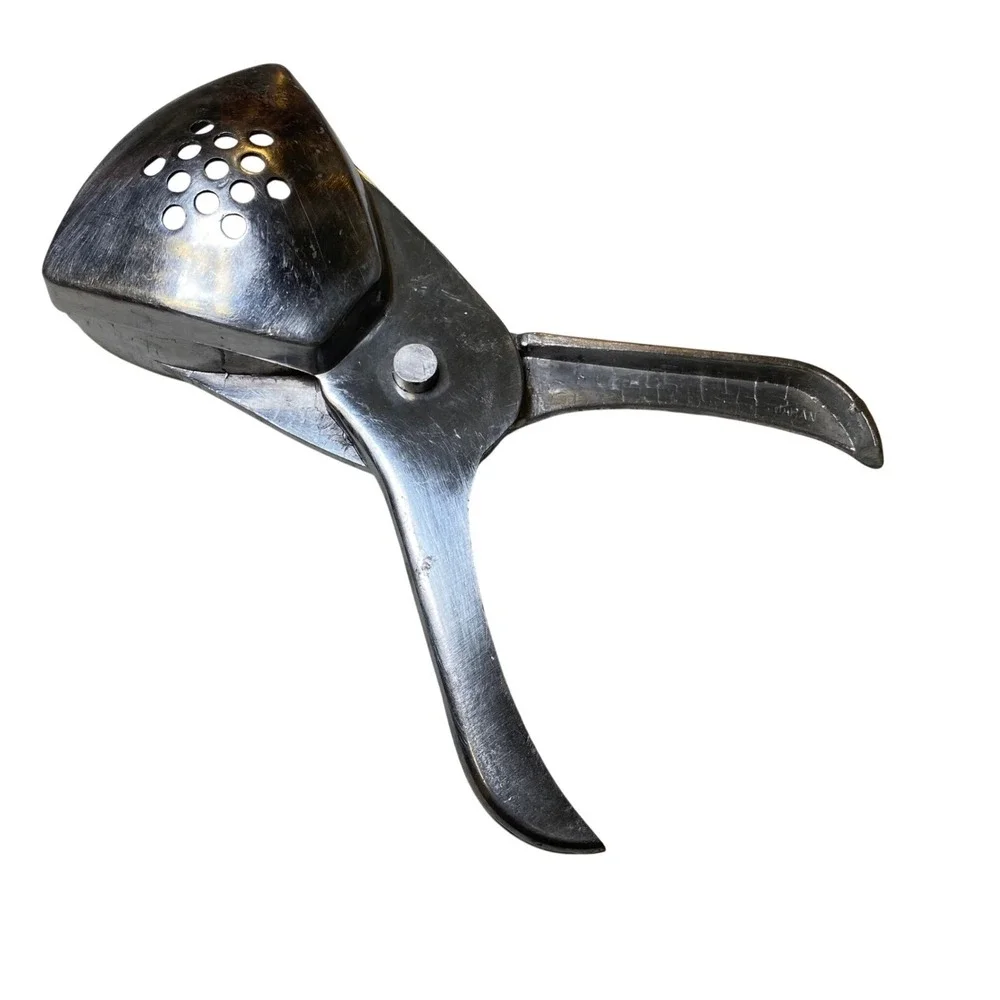 Vintage Japan Cast Aluminum Citrus Wedge‎ Squeezer Lemon Lime Press Bar Tool